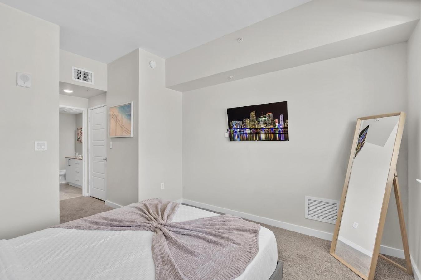 Cozy Retreat 2 Bedroom Hideaway Moments From The Sand Boynton Beach Luaran gambar