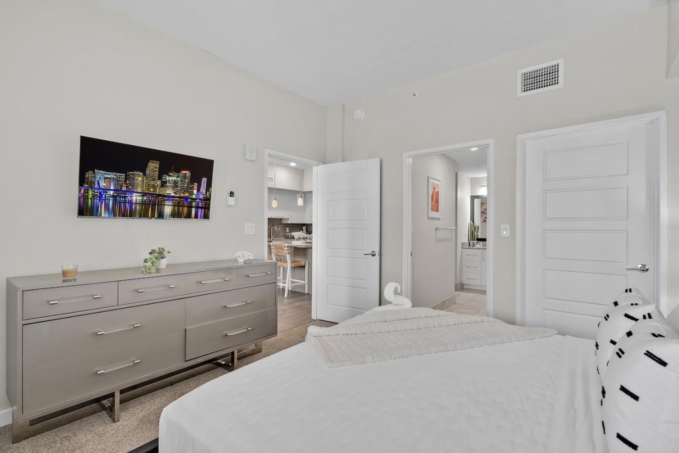 Cozy Retreat 2 Bedroom Hideaway Moments From The Sand Boynton Beach Luaran gambar